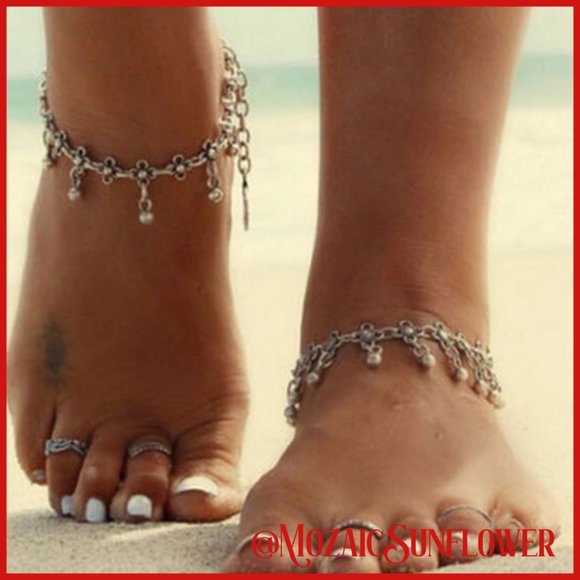 Silver Carved Anklet or Bracelet Water Drop Daisy Tassels With Bells - Picture 3 of 6